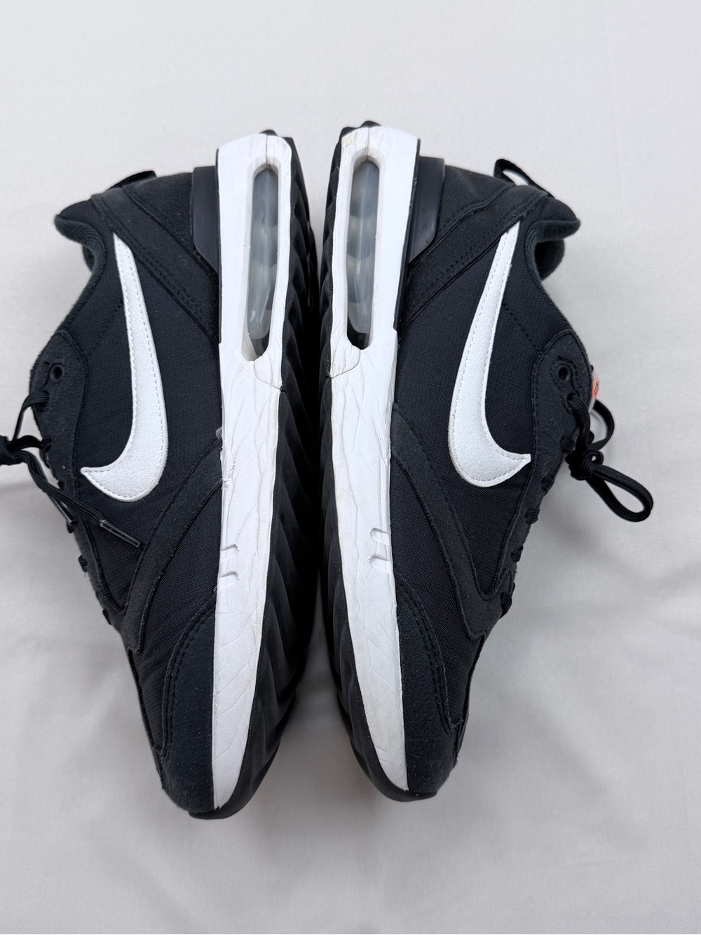 Nike Air Max Dawn, Black and White Air Cushion Running Sneakers - Picture 6 of 10